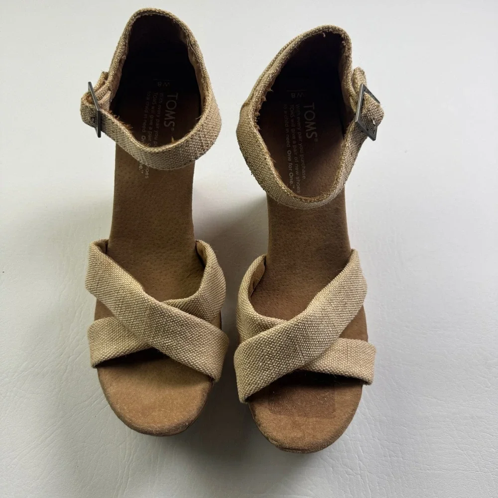 Toms strappy cork